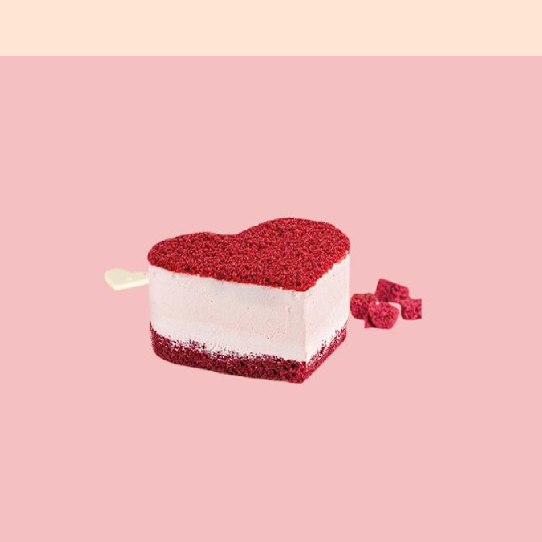 Frambuazlı Kalpli Pasta